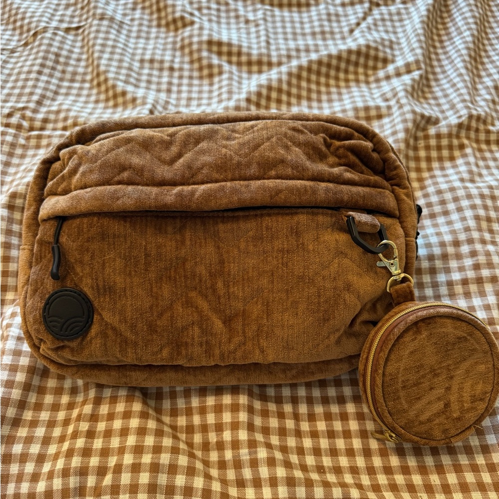 Tushbaby Pak Bag with Pouch